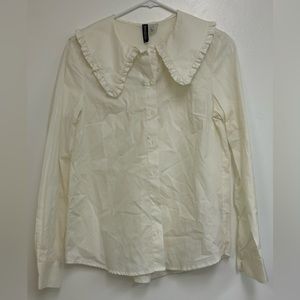 White H&M collared shirt XS
